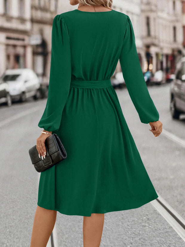 Women's Fashion Long Sleeved Small V-neck Strap Dress