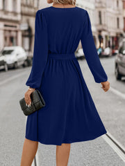 Women's Fashion Long Sleeved Small V-neck Strap Dress