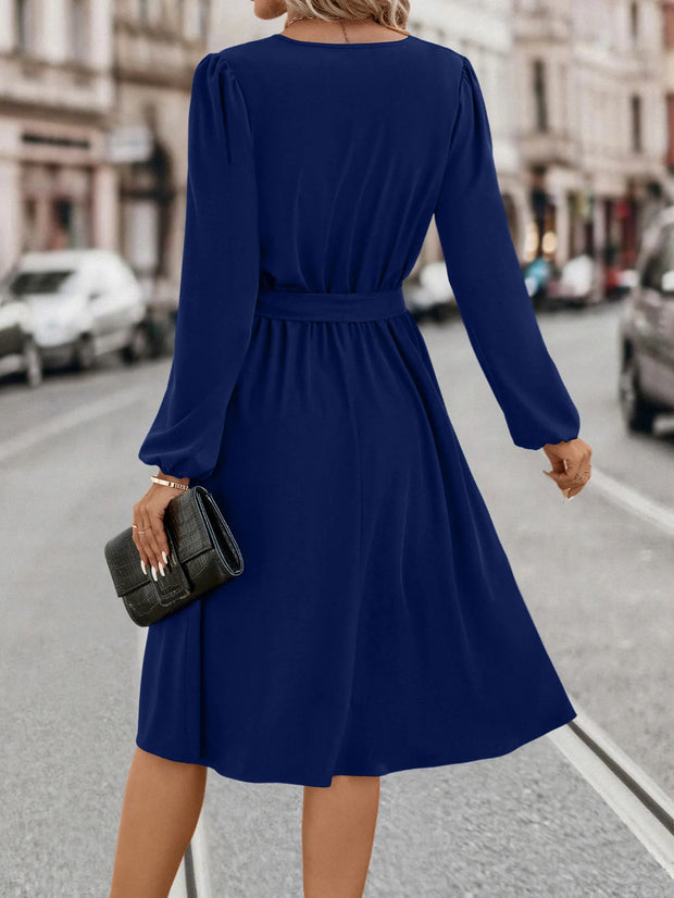 Women's Fashion Long Sleeved Small V-neck Strap Dress